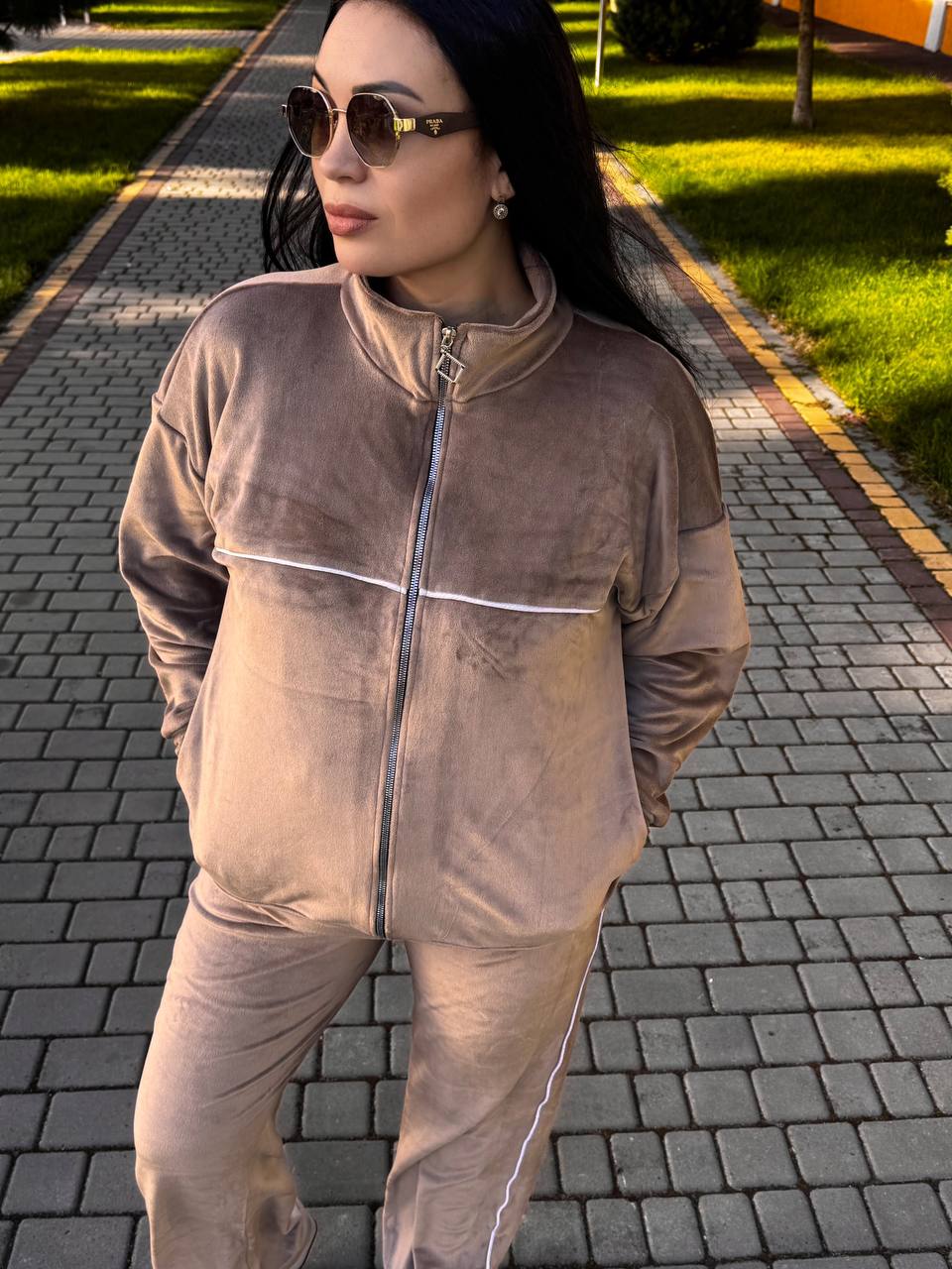 Костюм 28092503